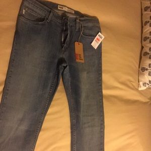 NWT- Men’s Vans jeans 30x32
